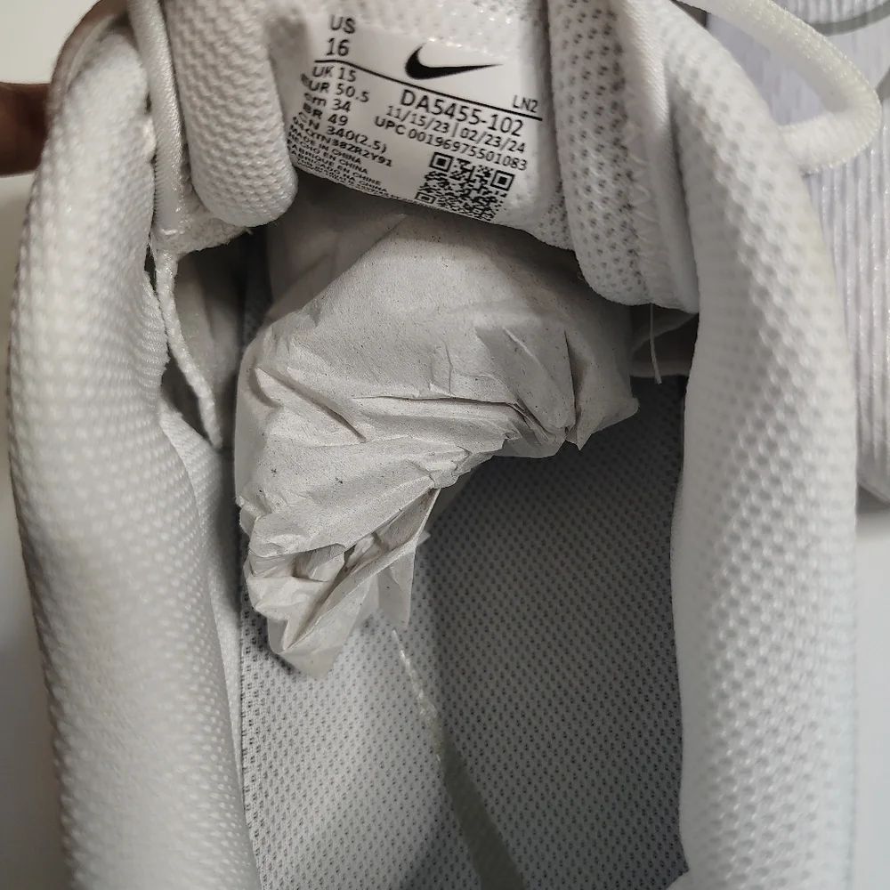 Nike White Silver Vapor Edge Speed 360 2 Football Cleats Men's Size 16 New